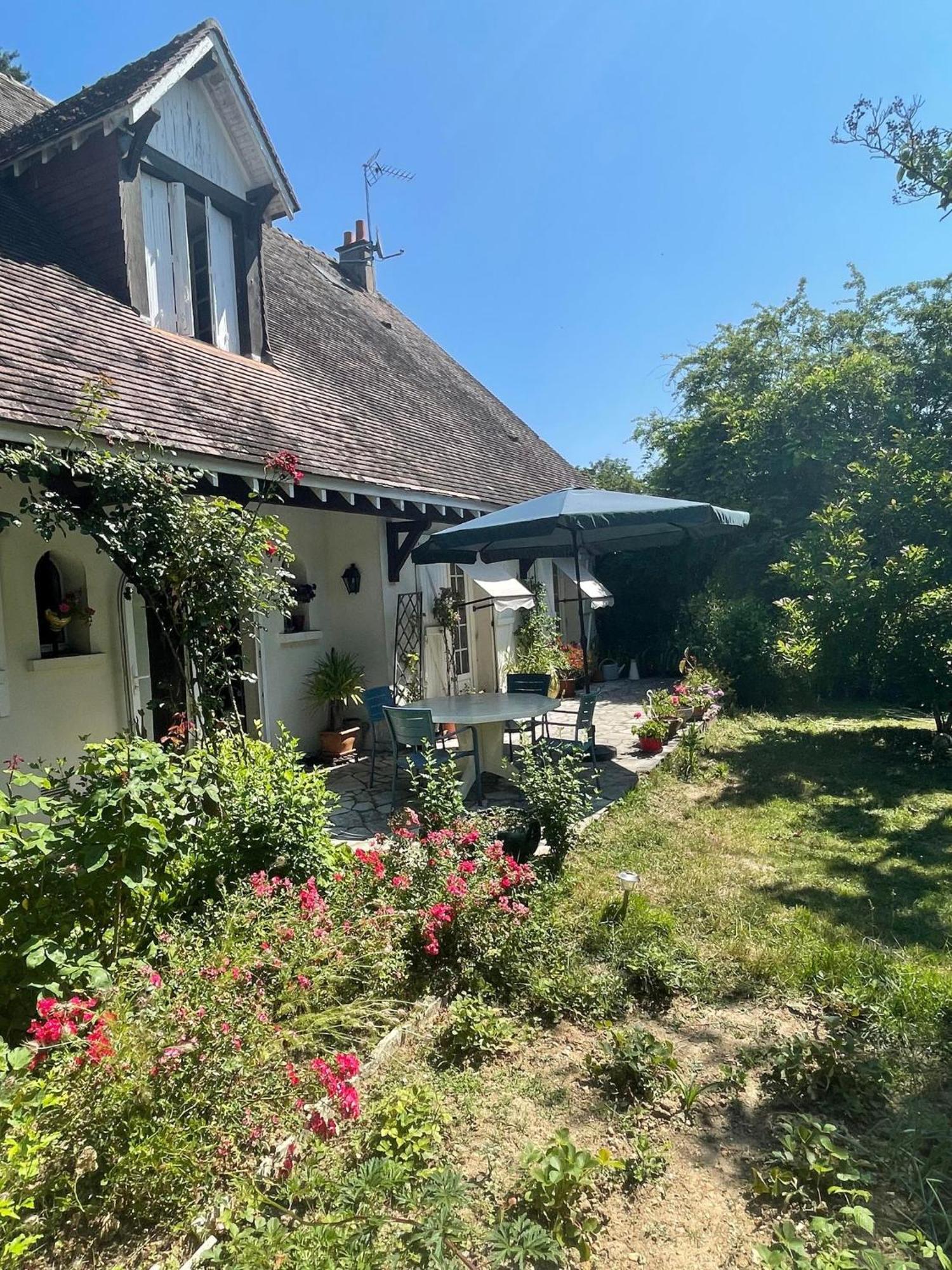 Chez Cyril Et VI Lägenhet Saint-Règle Exteriör bild